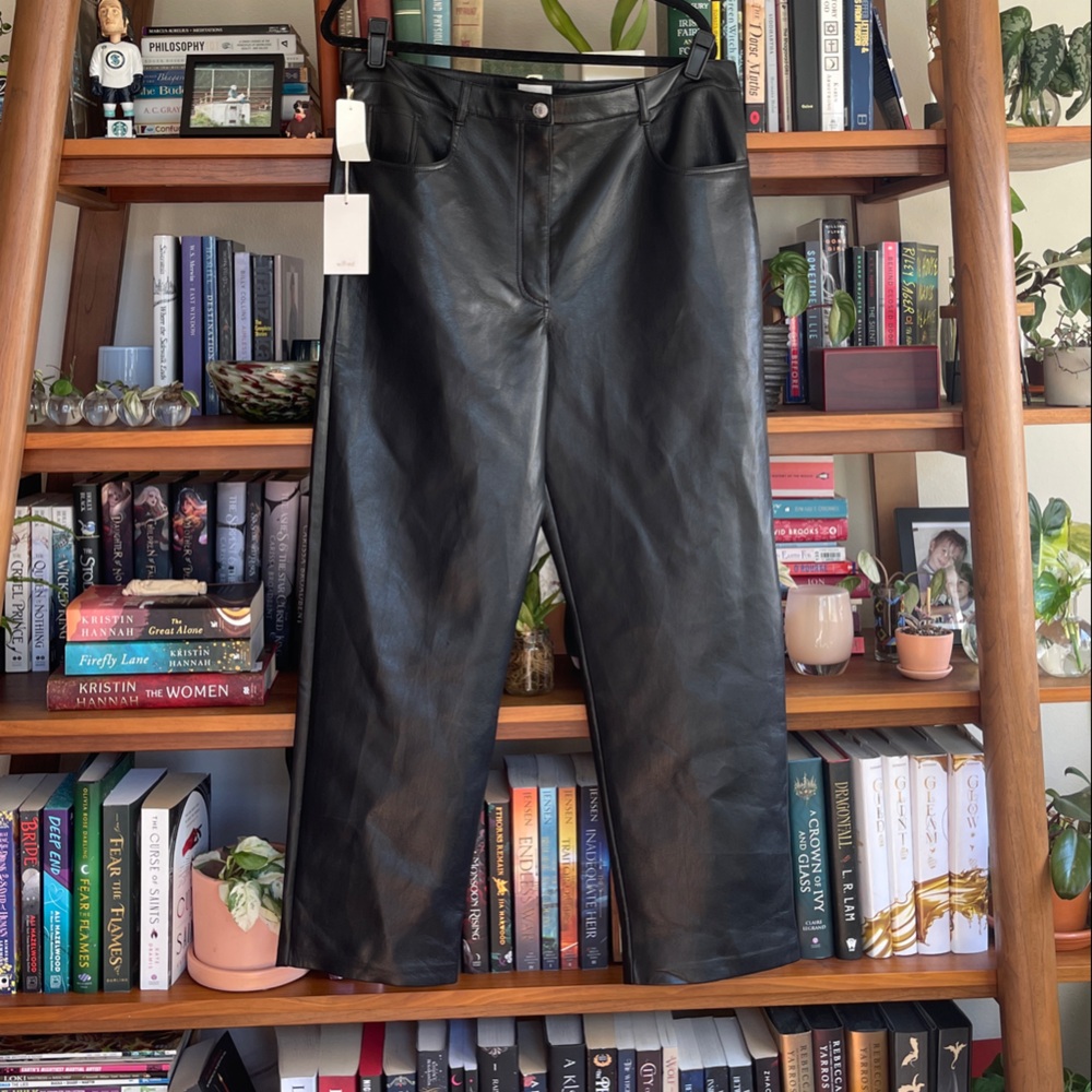 Wilfred Black Cropped Pants